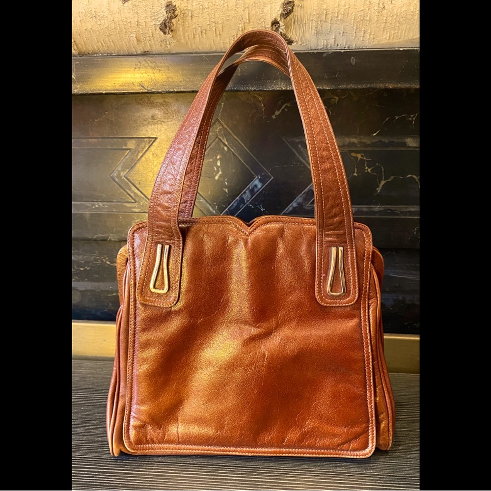 VINTAGE Brown Leather Three-Pocket Handbag PRISTINE 1980’s/90’s Purse
